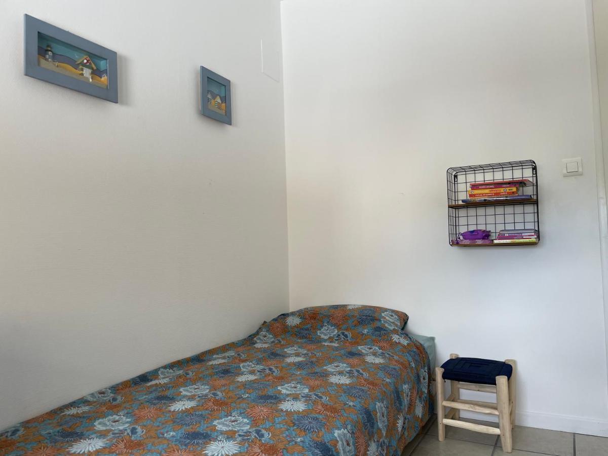 Вілла Charentaise 6-8 Personnes Avec Piscine Tonnay-Charente Екстер'єр фото